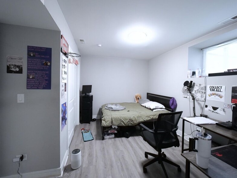 Building Photo - 4347 S Vincennes Ave