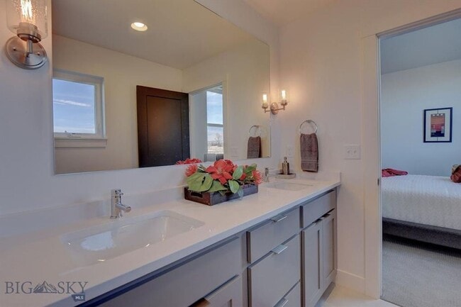 Building Photo - Gorgeous Single Family Home for Rent in No...
