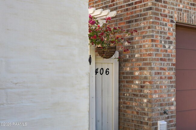 Building Photo - 406 Harbor Bend Blvd
