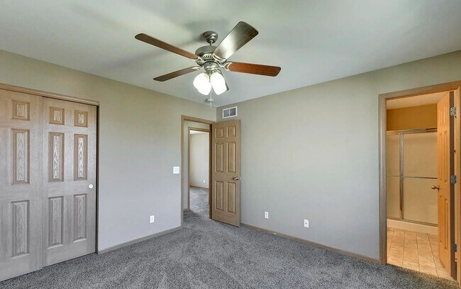 Building Photo - 15304 Bondesson St
