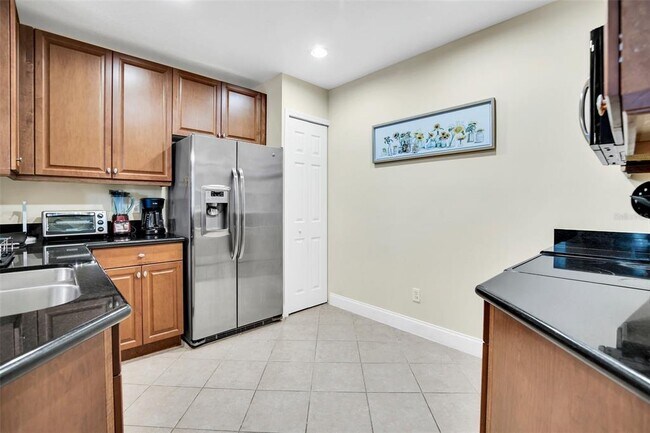 Building Photo - 7501 Mourning Dove Cir