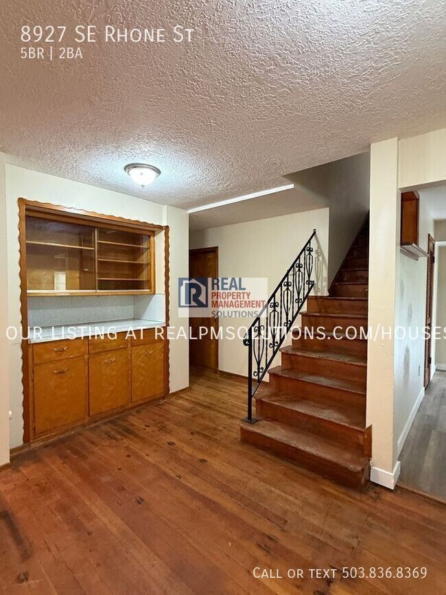Building Photo - 8927 SE Rhone St