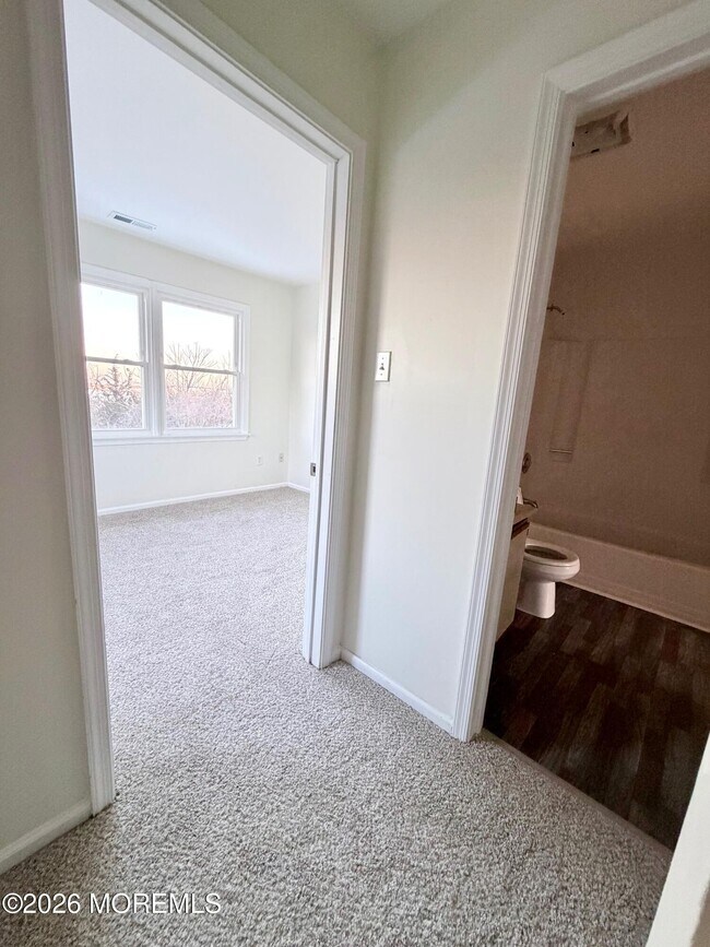 Building Photo - 1511 Railroad Ave