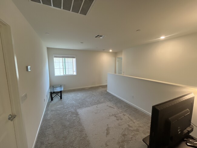 Building Photo - 24943 Dassault Ct