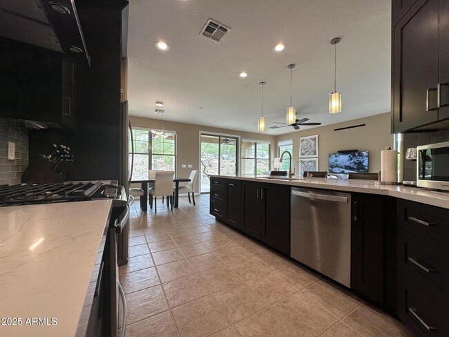 Building Photo - 11489 E Raintree Dr