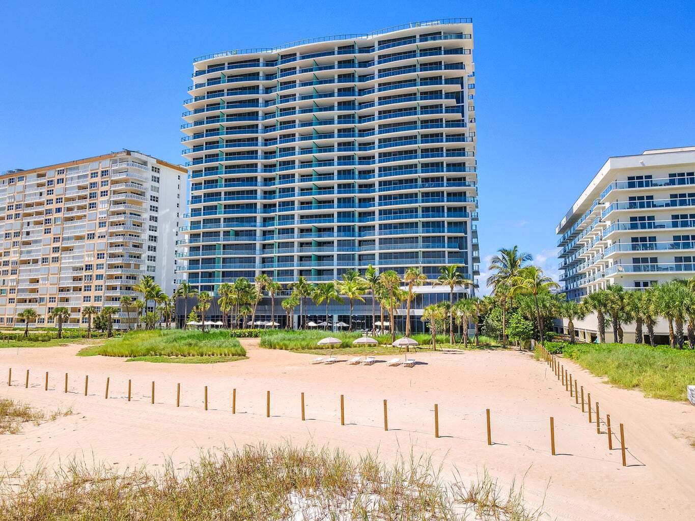 Building Photo - 1116 N Ocean Blvd