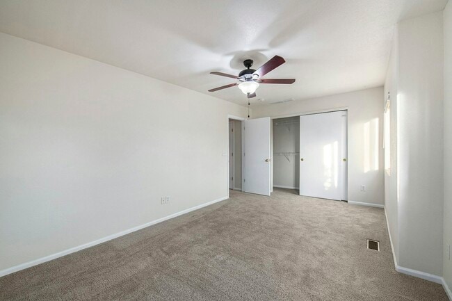 Building Photo - 3950 Celtic Ln
