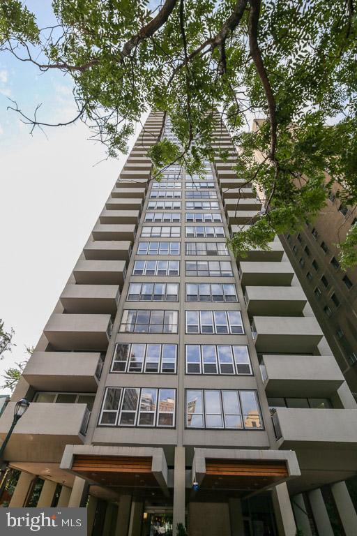 Building Photo - 224-30 W Rittenhouse Square