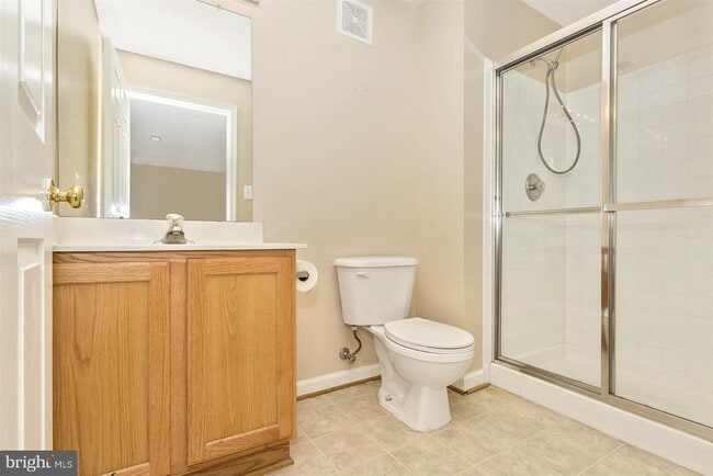 Building Photo - 2105 Twin Peaks Ct