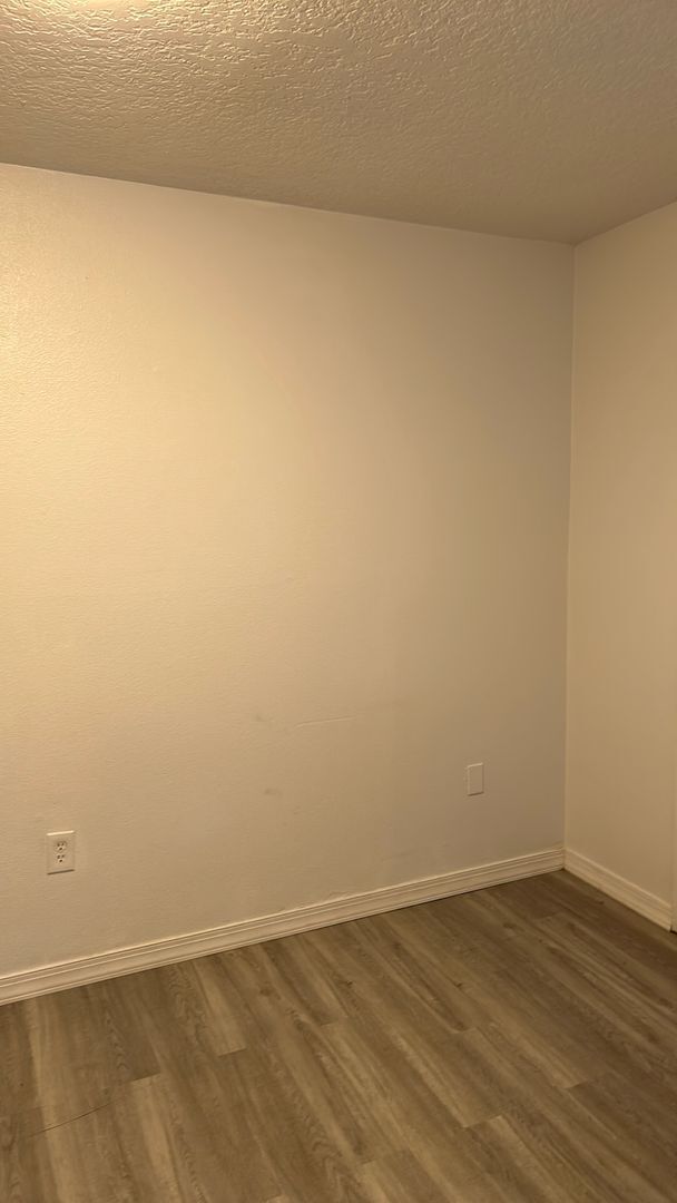 Building Photo - 2/2 Condo in Winter Park Woods!