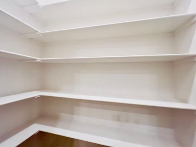 Building Photo - PRE-LEASING FOR A JULY MOVE-IN: Spacious 3-Bedroom Townhouse Near Texas Tech