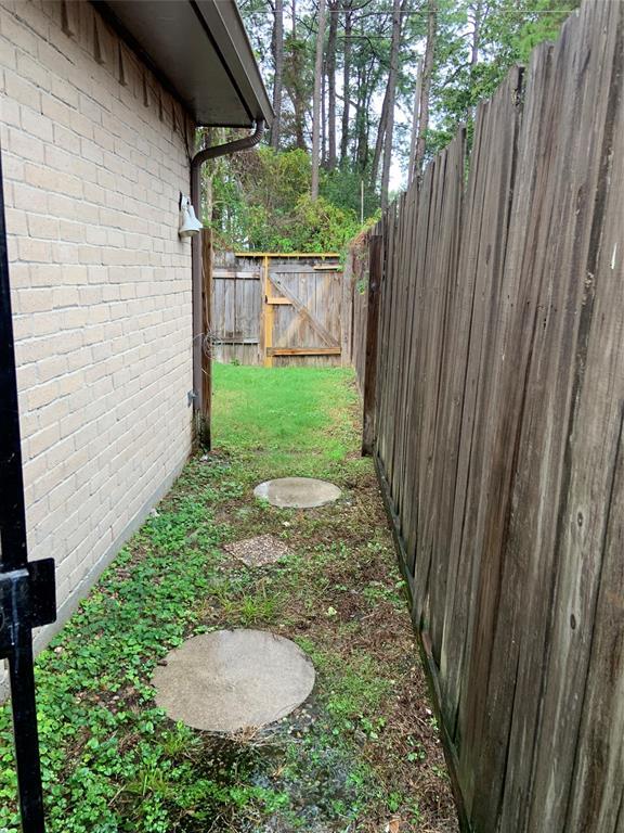 Building Photo - 5613 Hollow Pines Dr