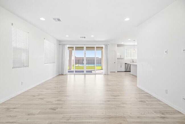 Building Photo - Spacious 4-Bedroom Home with Pool, Spa & Covered Patio