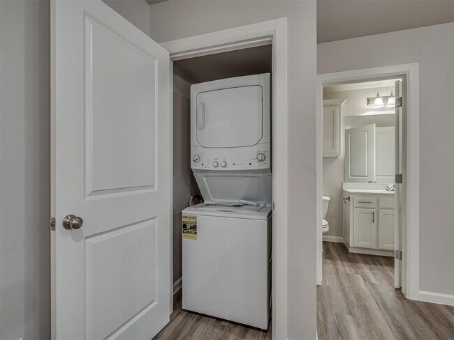 Building Photo - 4324 NE 119th St