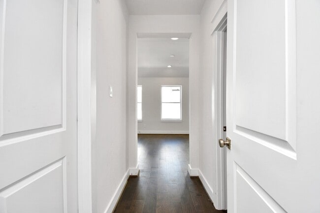 Building Photo - 5418 Wheatley St