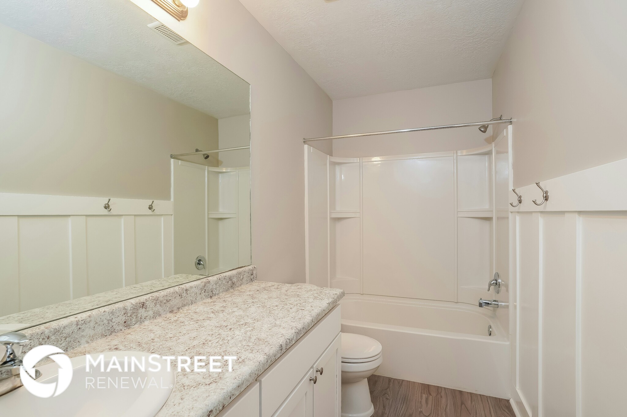 Building Photo - 3562 Bridgeview Ln