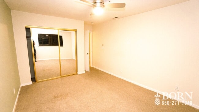 Building Photo - 939 Laurel St