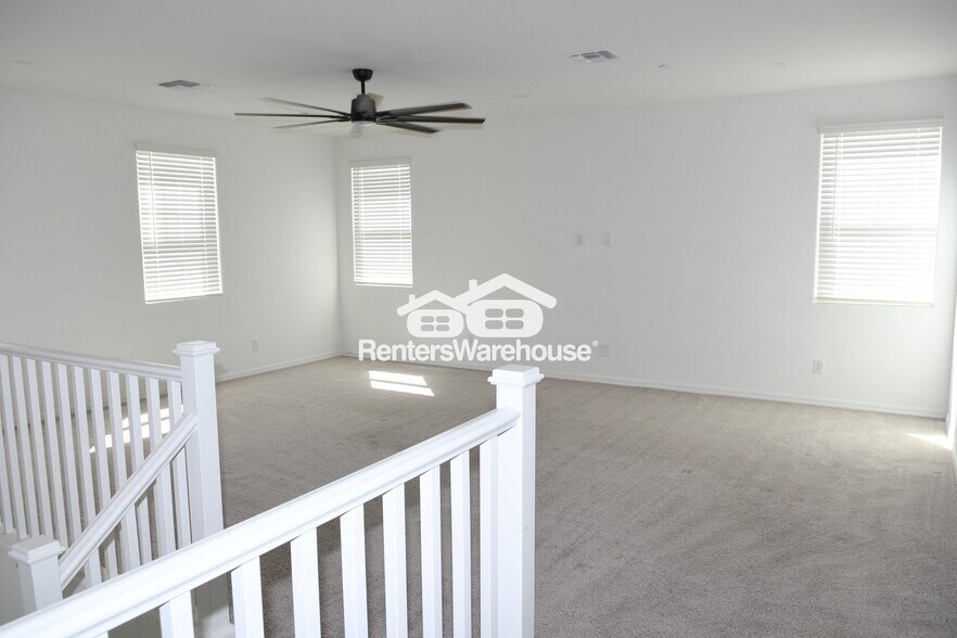 Building Photo - 2700 N 216th Ave