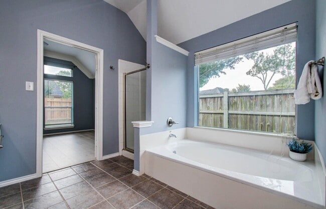 Building Photo - 6139 Rachels Ct