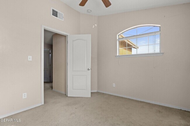 Building Photo - 14301 Pacific Point Dr