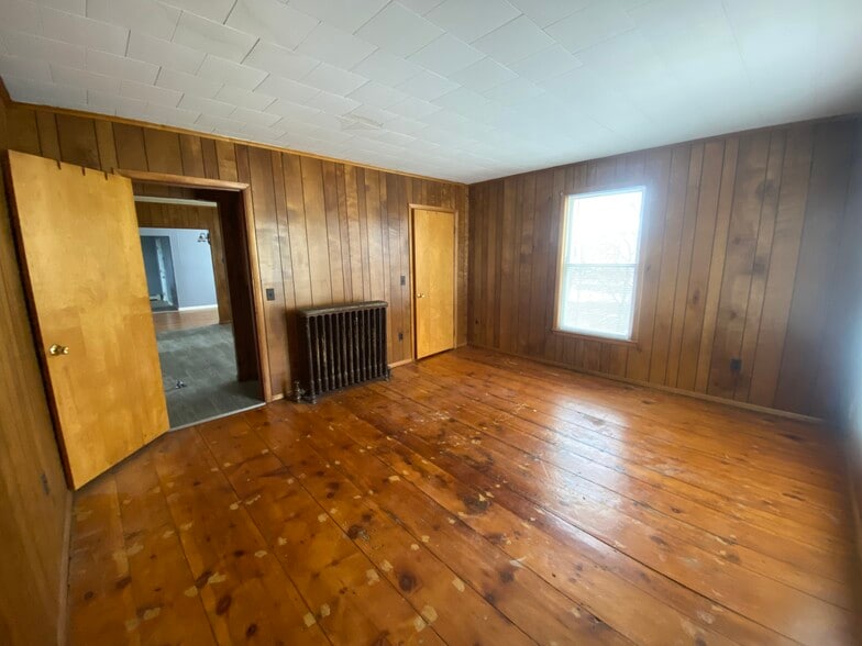 Master Bedroom - 28 Newbury St