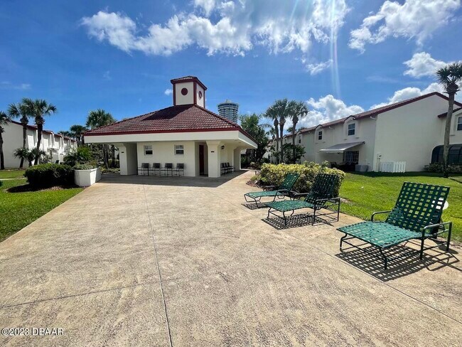 Building Photo - 200 Florida Shores Blvd
