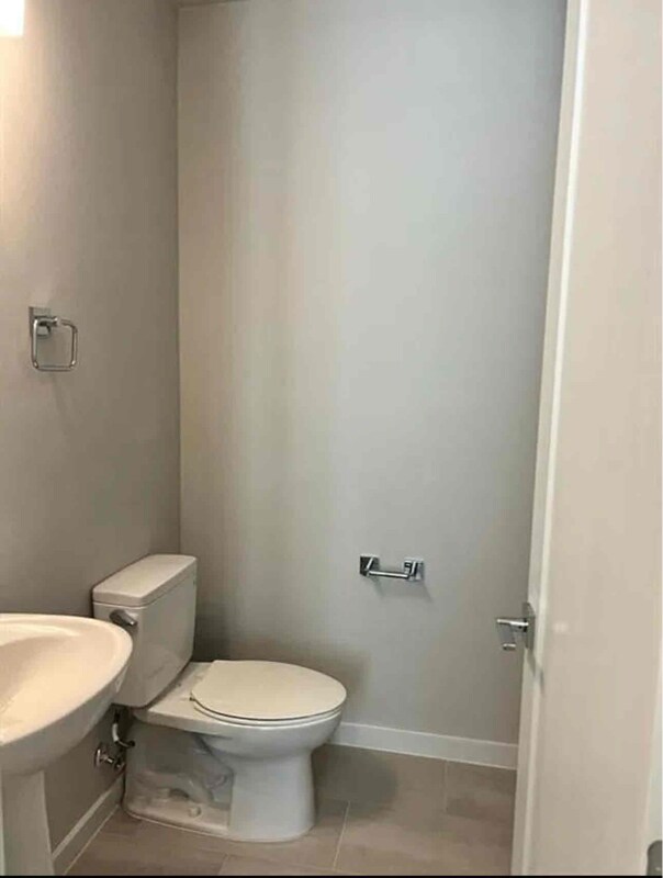 Building Photo - 5823 Fairdale Ln