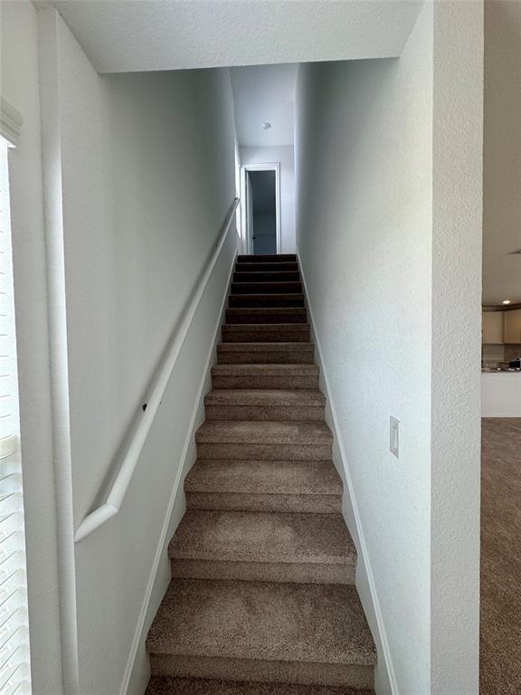 Building Photo - 110 Haw Br Vw