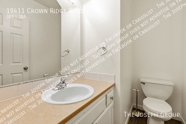 Building Photo - 19411 Crown Ridge Blvd