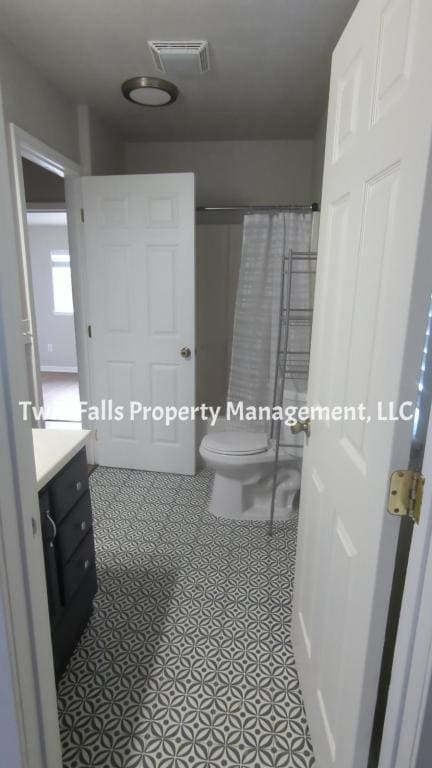 Building Photo - 354 7th Ave E