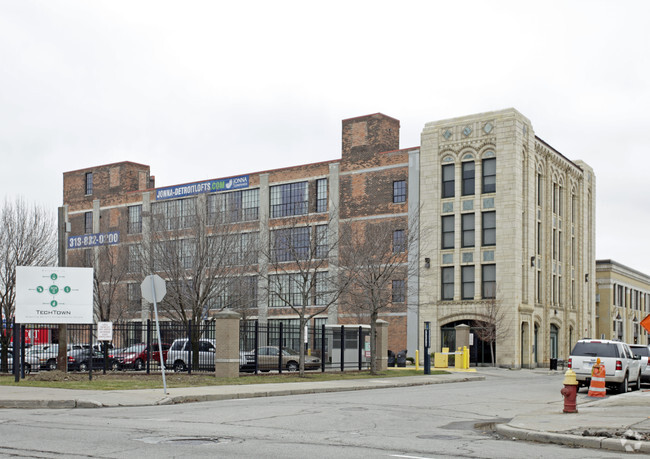 Primary Photo - Graphic Arts Lofts