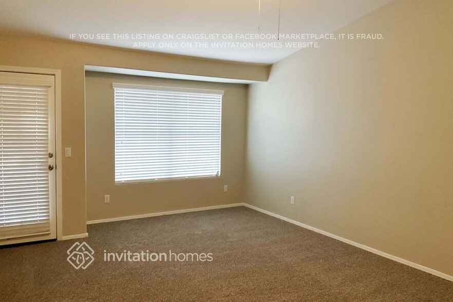 Building Photo - 4103 E Arbor Ave