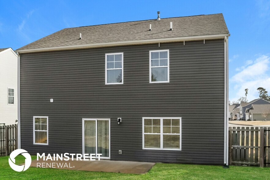 Building Photo - 557 Smoky Valley Ln