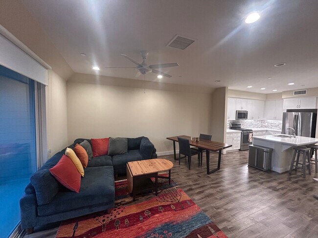 Building Photo - 3211 Fennel Ln