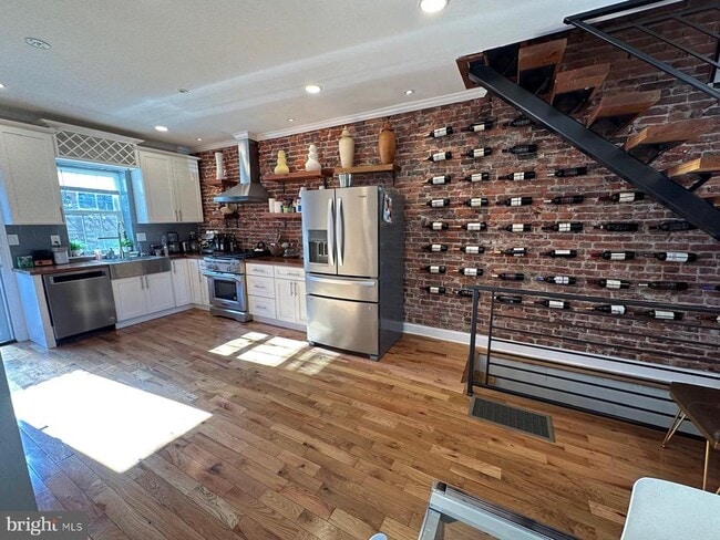 Building Photo - 3536 Mantua Ave