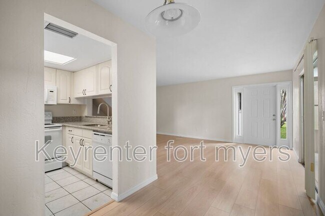 Building Photo - 3291 Prince Edward Island Cir