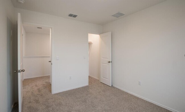 Building Photo - 18405 Cremello Dr
