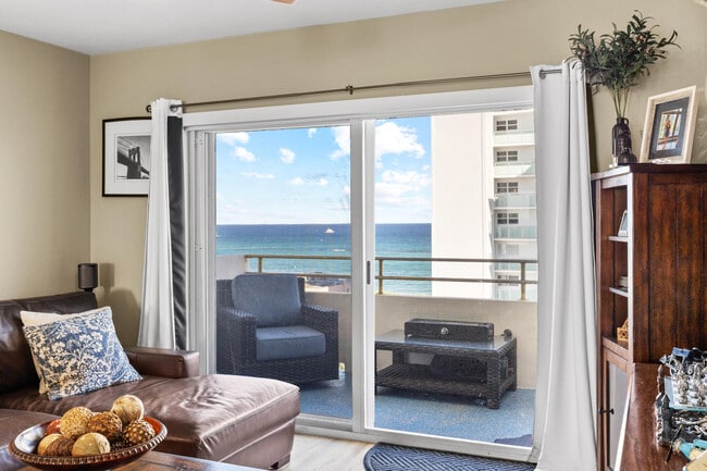 Building Photo - 1630 N Ocean Blvd