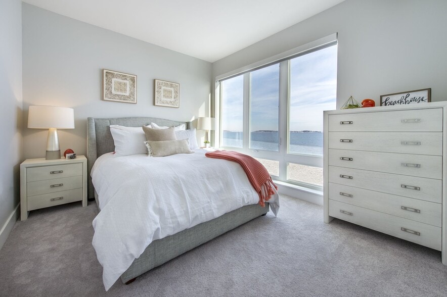 Bedroom with Ocean View - Beach House Apartments