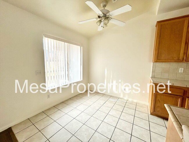 Building Photo - 12323 Honeybear Ln