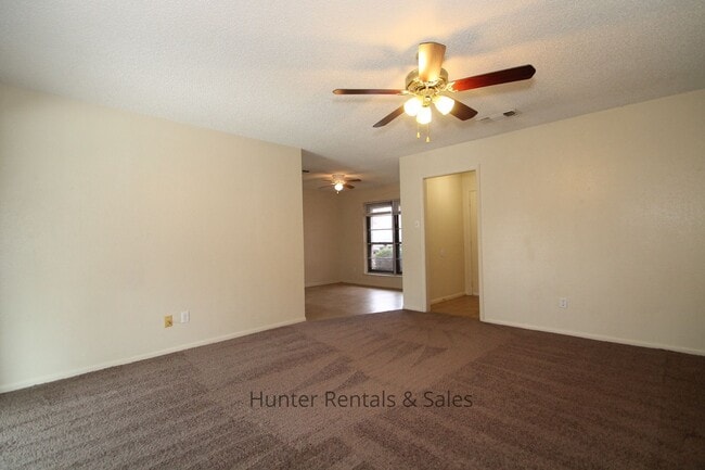 Building Photo - I Have A Pool!