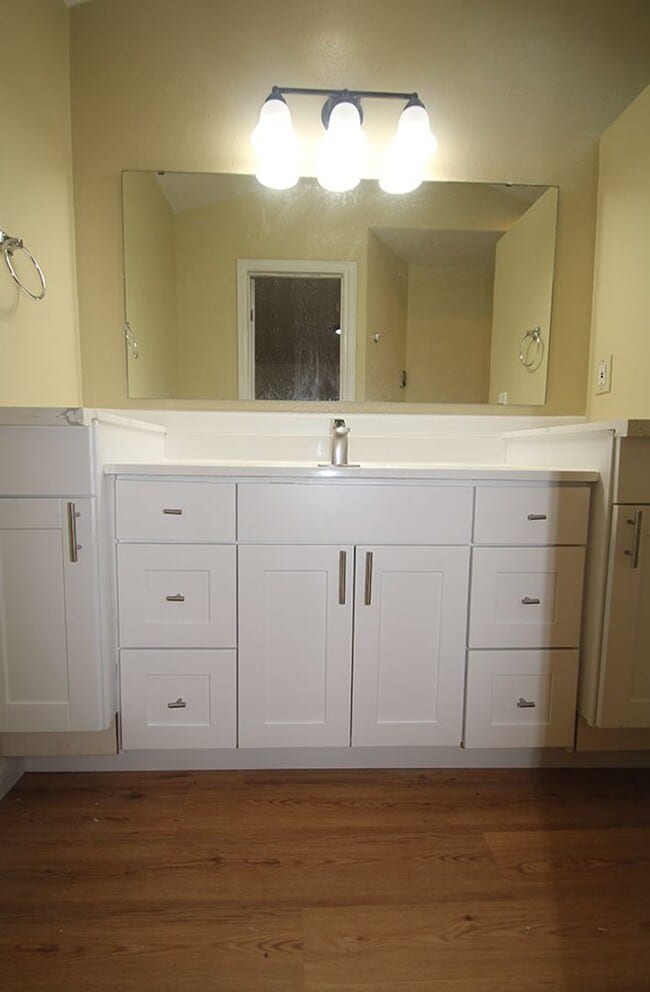 Building Photo - PRIVATE 3 BED SEATTLE HOME FOR RENT W EASY COMMUTE & BIG LOT