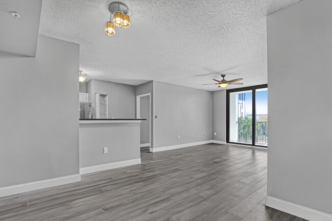 Building Photo - 651 Okeechobee Blvd