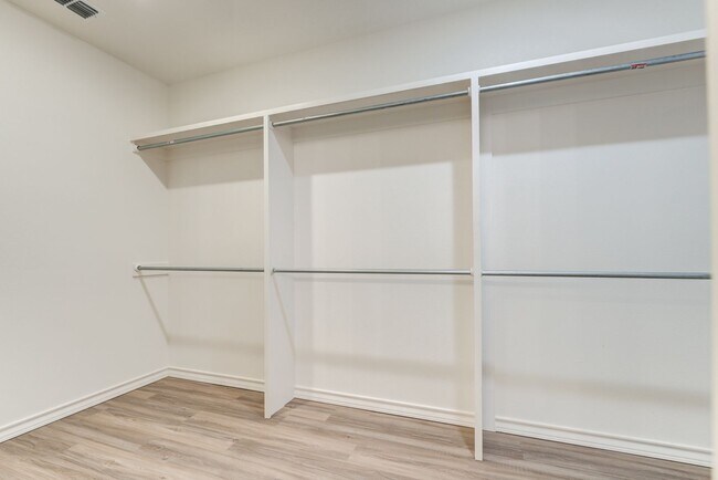 Building Photo - Brand New 3 Bedroom Townhome in Escondido ...