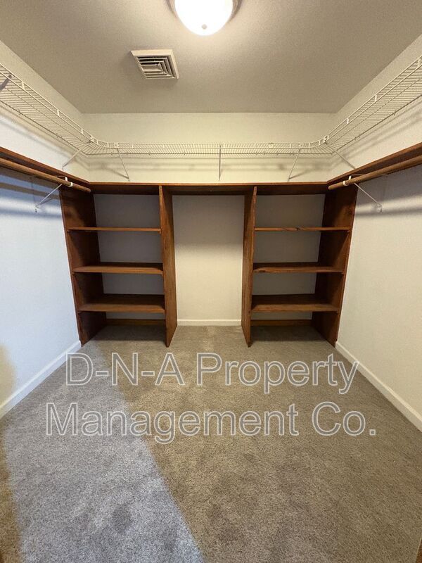 Building Photo - 3227 N 5th St