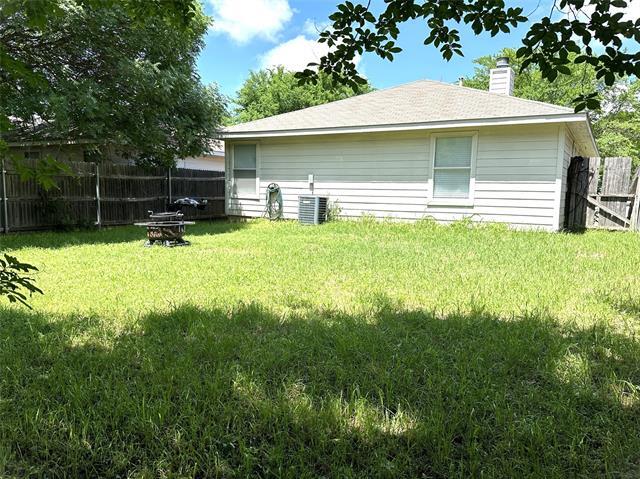 Building Photo - 822 Savage Dr
