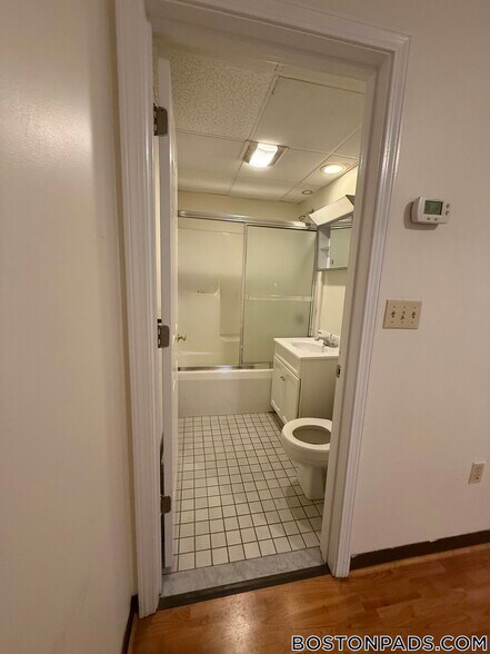 Building Photo - 81 Essex St