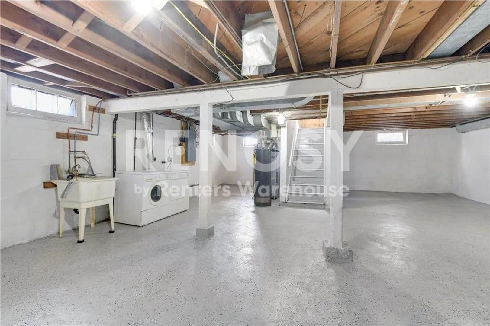 Building Photo - 3338 N Knox Ave