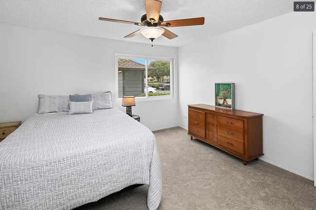 Building Photo - 1498 Gustavo St