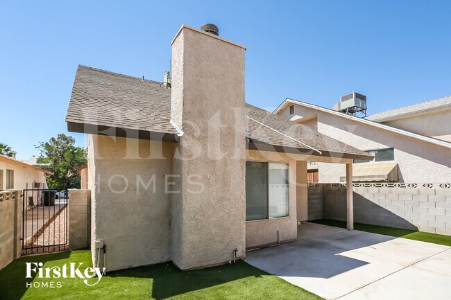 Building Photo - 6612 Wheelbarrow Peak Dr